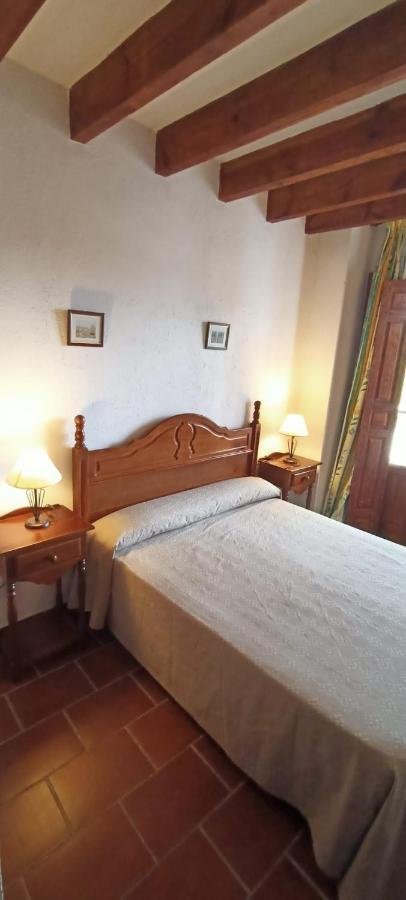 Casa Rural Del Rio Alozaina Eksteriør bilde