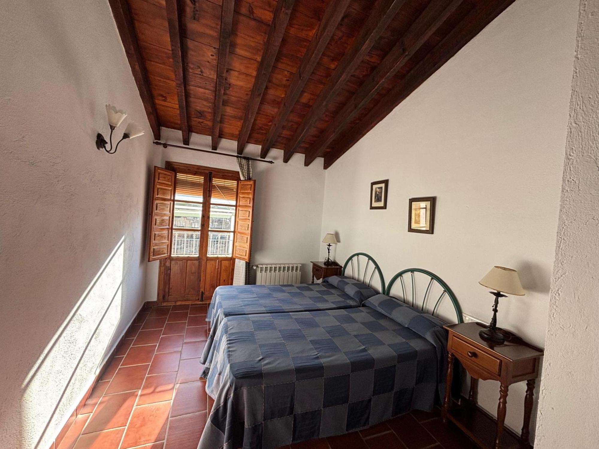 Casa Rural Del Rio Alozaina Eksteriør bilde